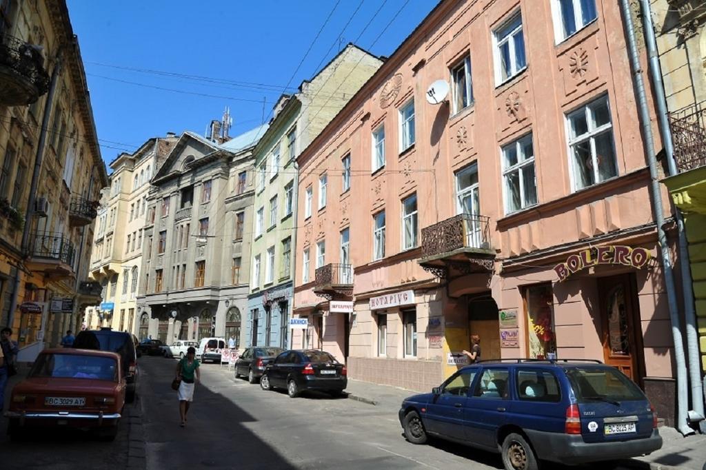 Apartments On Nalivayka Lviv Bilik gambar